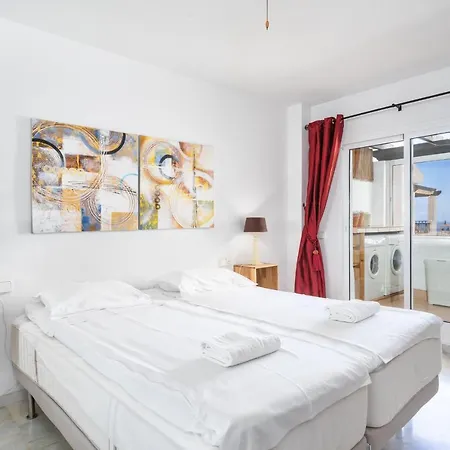 Hillside Flat With Pool In Calahonda By Costarentals - Ref 135